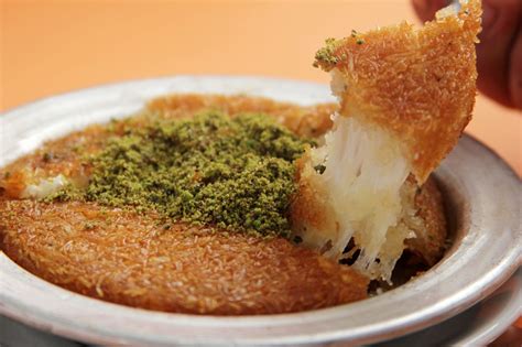 kunife|Learn About the Popular Luscious Turkish Dessert,。